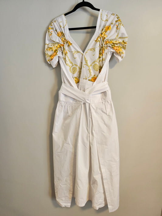 Sz 3 Yellow Floral on White