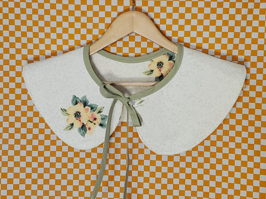 Simple Floral Collar